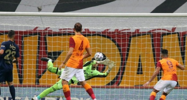 Süper Lig'in 24. haftasında 6 Şubat Cumartesi günü karşı karşıya