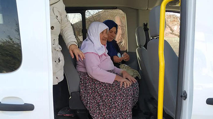 Aşı olan 75 yaş üzeri vatandaşlardan hastane yetkililerine teşekkür