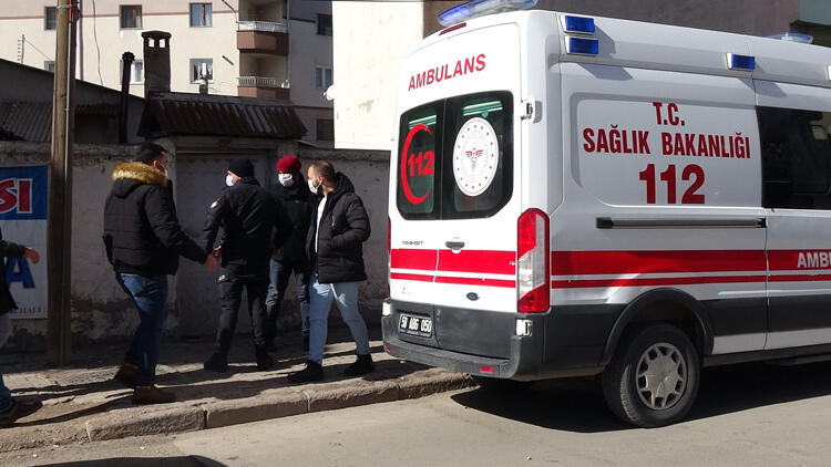 10 gündür haber alınamıyordu, evinde ölü bulundu 10 gündür haber alınamıyordu, evinde ölü bulundu