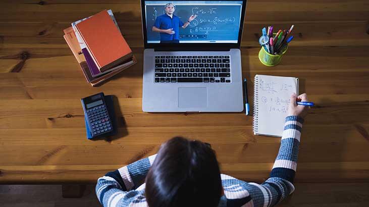 Bilim Kurulu’ndan tavsiye kararı! Üniversitelerde hibrit eğitim dönemi başlıyor