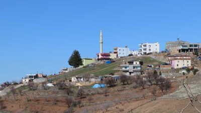 Bu köyde herkesin soyadı aynı! Bir tek imam farklı…