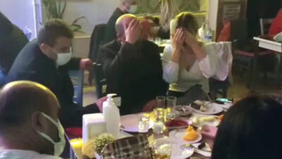 Kafeyi pavyona çevirdiler! 40 kişi…