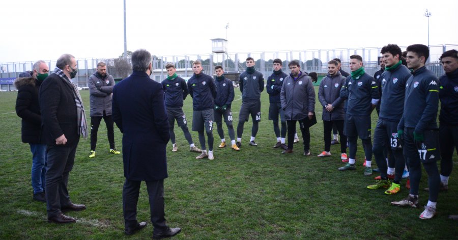 Bursaspor’a sürpriz ziyaret!