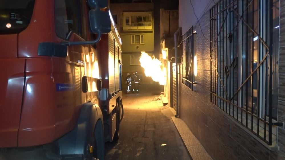 Bursa’da korku dolu anlar! Büyük bir gürültüyle patladı