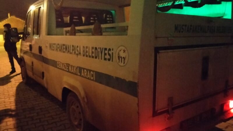Bursa’da acı olay! Hayatını kaybetti Bursa’nın Mustafakemalpaşa ilçesinde dün akşam sobadan çıkan gaz nedeniyle Adem