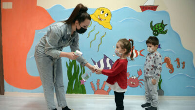 Çocuklar Bilgi Evleri’nde sevgiyle yetişiyor