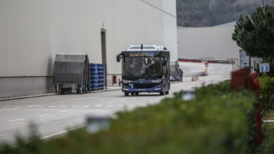 Cumhurbaşkanı Erdoğan’ın test ettiği elektrikli sürücüsüz otobüs Bursa’da tanıtıldı