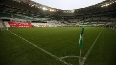 Bursa’da stadyum temizlendi…