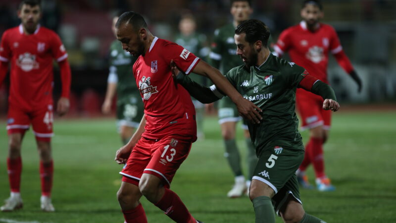 22 haftası geride kalan TFF 1.Lig’de 31 puan toplayan Bursaspor,