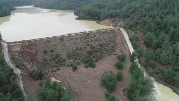 Taşkın tehlikesi: 30 ev boşaltıldı