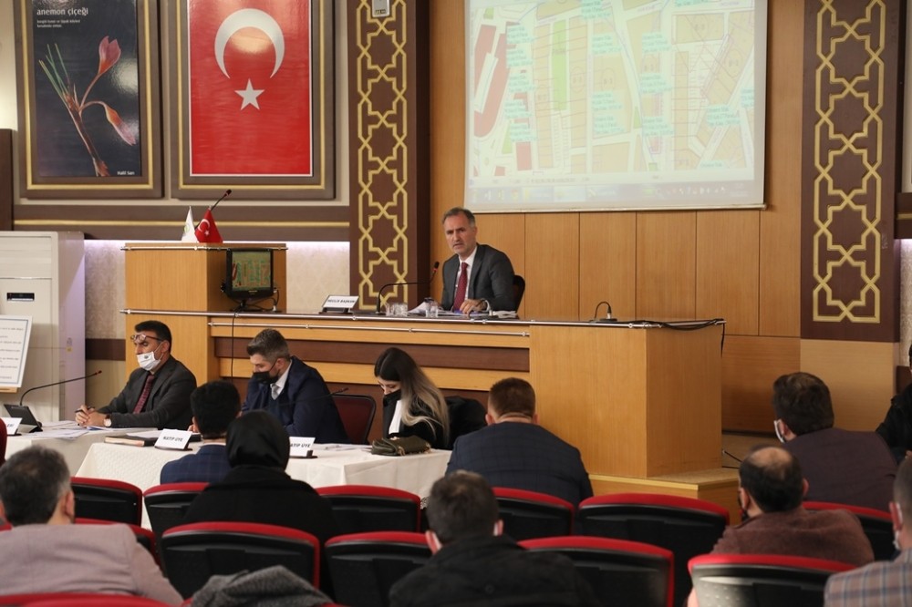 Alparslan Türkeş’in adı İnegöl’de yaşatılacak