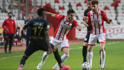 Süper Lig'in 25. haftası bugün sona eriyor... Günün ilk maçında