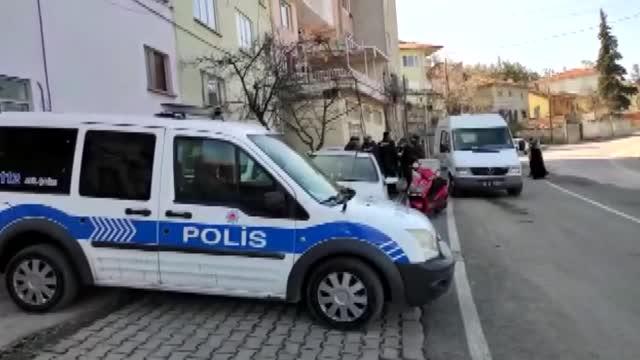 Evlerinde ölü bulundular