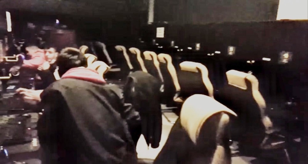 Bursa’da polis baskını, havalandırmadan kaçmaya çalıştılar