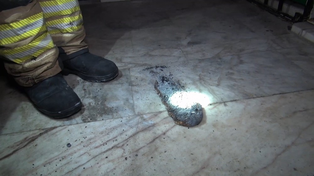 Bursa’da terlik yangını mahalleliyi sokağa döktü