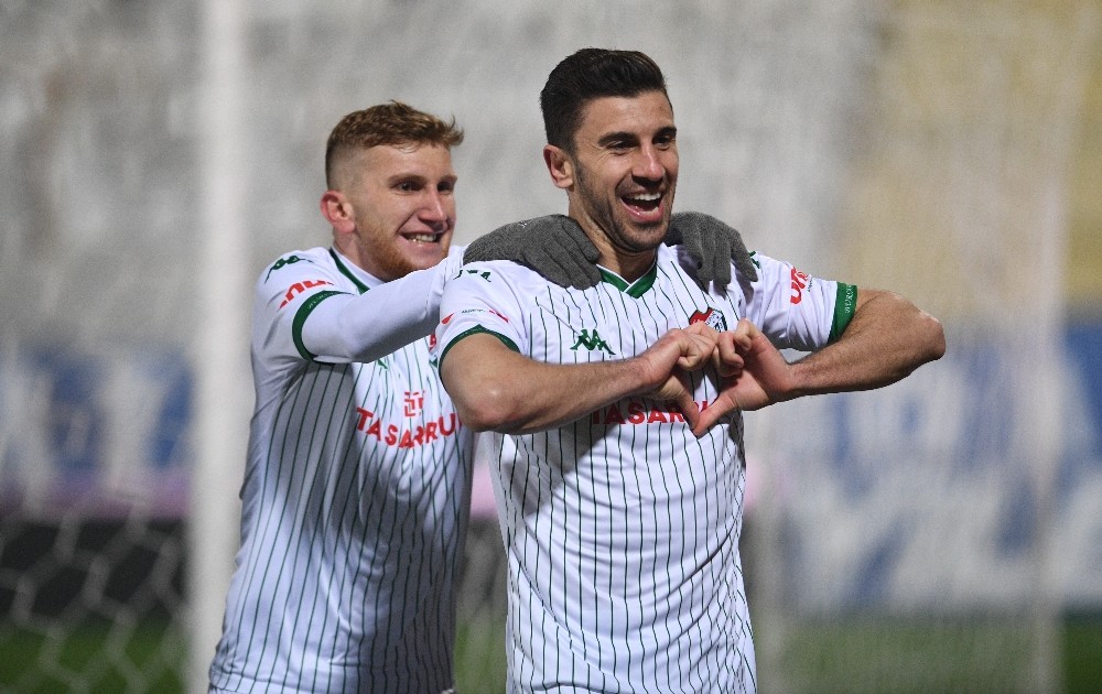 Bursaspor’daki ilk vaka belli oldu! Bursaspor’daki ilk vaka belli oldu!