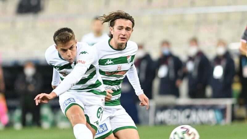 Bursaspor’da forvet değişimi Bursaspor’da forvet değişimi