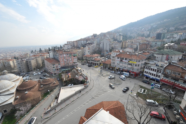Vatandaş soruyor; Çekirge Meydanı ne oldu? Vatandaş soruyor; Çekirge Meydanı ne oldu?