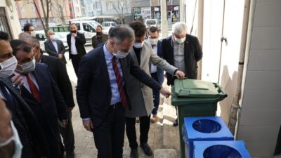 Çöp konteynırı dağıtımları devam ediyor