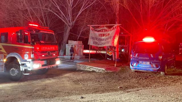 Restoranda facia: 3 ölü