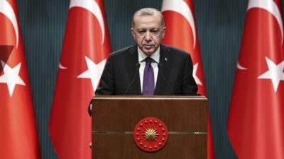 Cumhurbaşkanı Erdoğan’dan öğrenci ailelerine: Çocuklarımıza sahip çıkın