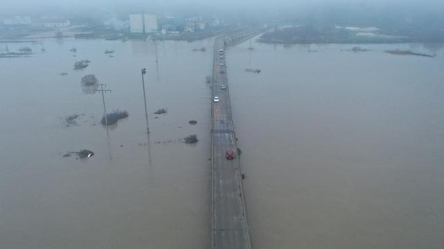Ergene Nehri’nin debisi 2 kat arttı: Alarm ‘turuncu’ya çıktı Ergene Nehri’nin debisi 2 kat arttı: Alarm ‘turuncu’ya çıktı