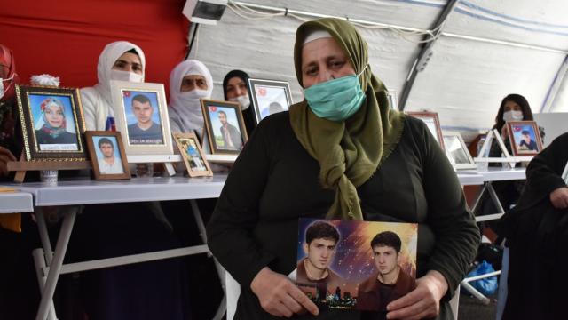 Bir aile daha evlat nöbetine katıldı