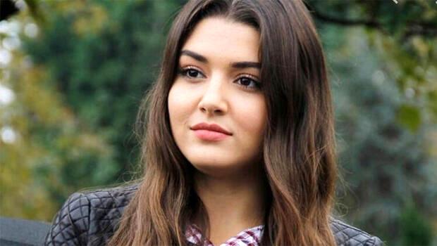 Hande Erçel’e “Bazlama surat” diyen fenomene mahkemeden kötü haber! Hande Erçel’e “Bazlama surat” diyen fenomene mahkemeden kötü haber!