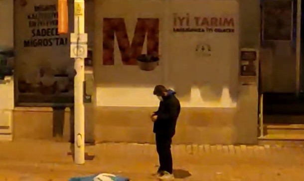 Bursa’da görenler ne yaptığını anlamaya çalışıyor