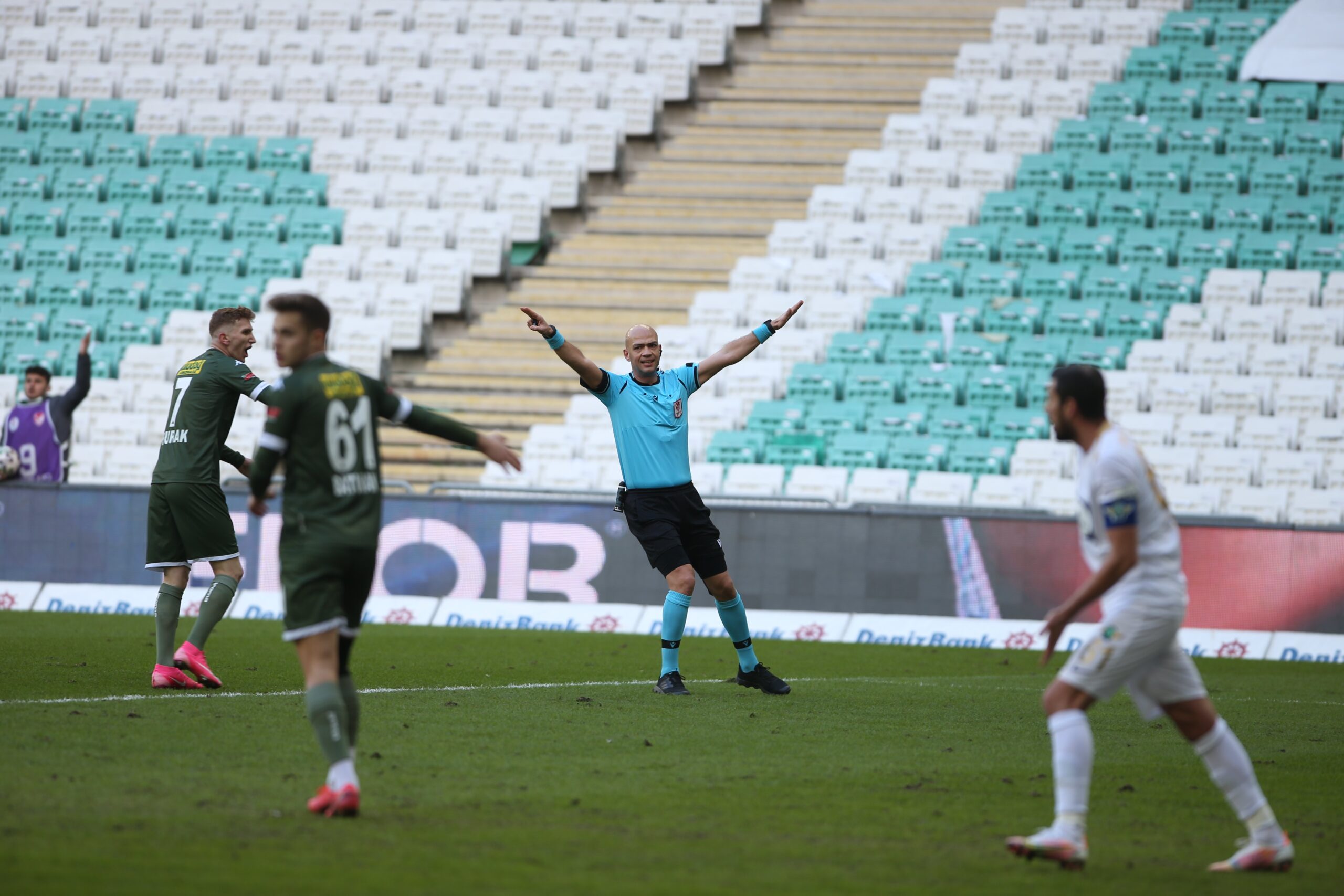 Bursaspor’a skandal hakem ataması!