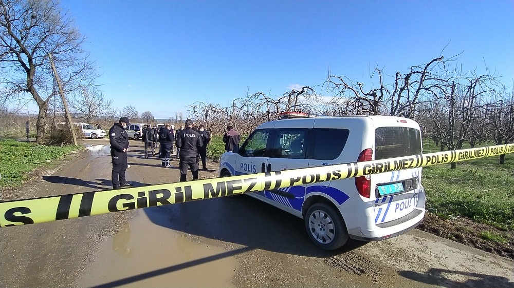 Bursa’da halüsinasyon gördü ‘eşimle ilişkin var’ diyerek arkadaşını öldürdü Bursa’da halüsinasyon gördü ‘eşimle ilişkin var’ diyerek arkadaşını öldürdü