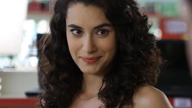 Hande Doğandemir’in yeni imajı tam not aldı