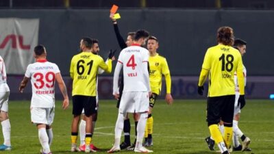 İstanbulspor Kulübü, TFF 1. Lig'de Yılport Samsunspor'a 1-0 yenildikleri karşılaşmada