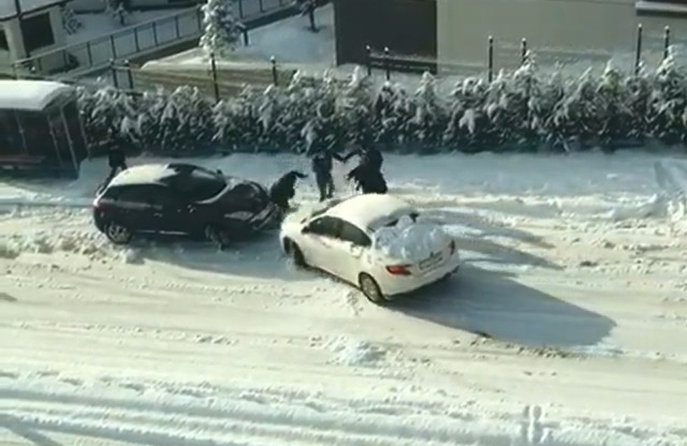 Görüntüler Bursa’dan… Son anda kurtuldu