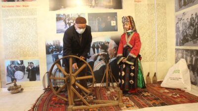 Bursa’da kendi aralarında para toplayıp köye müze kurdular