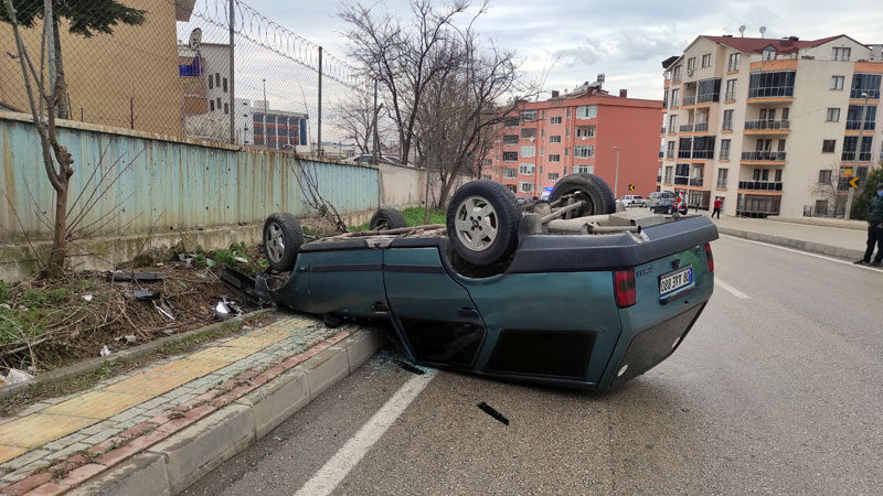 Bursa'nın Kestel ilçesinde meydana gelen trafik kazasında 1 kişi yaralandı.