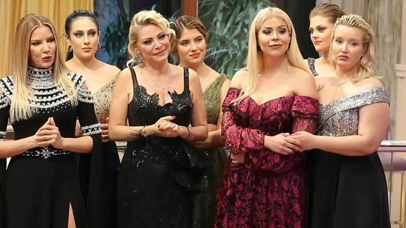 Seray Sever açıkladı! Flaş değişiklik Doya Doya Moda yoluna kadın yarışmacılarla devam ediyor. 22 Şubat