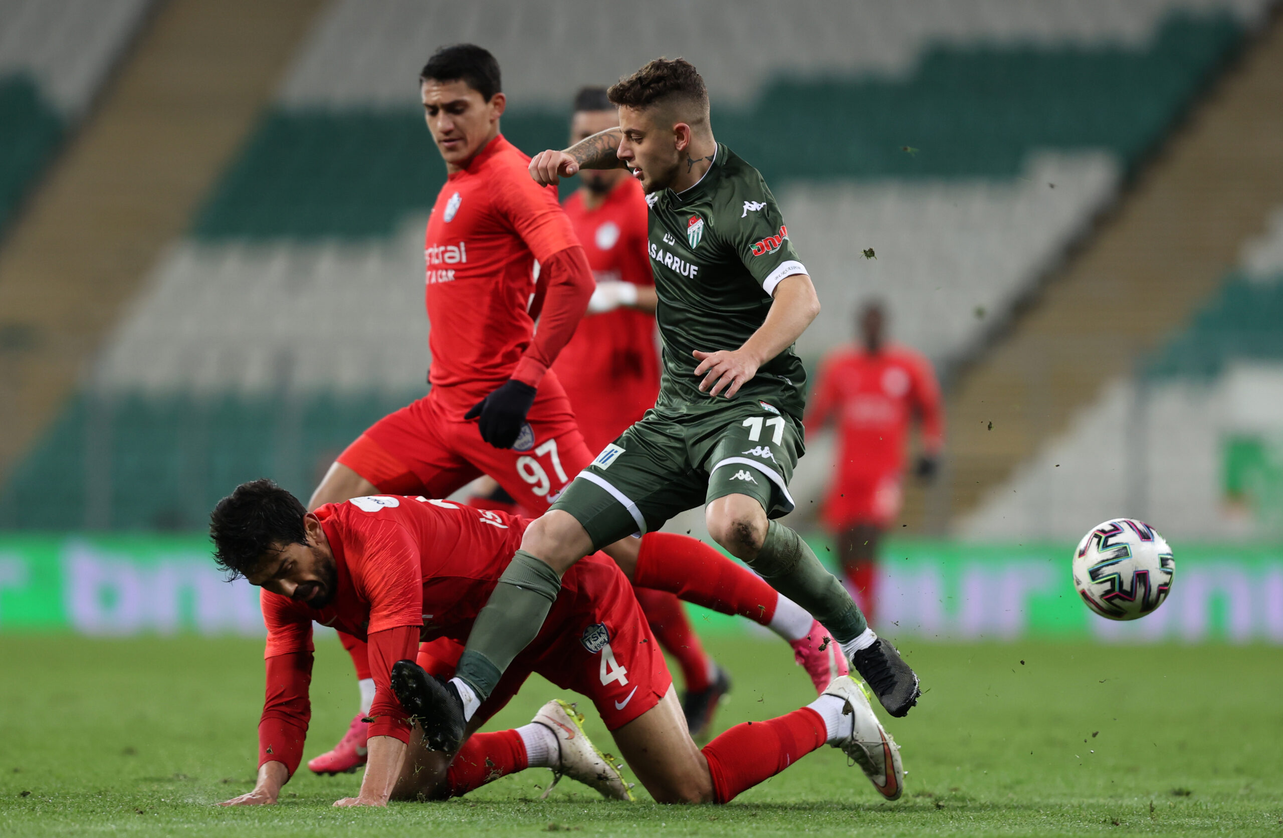 Ne yaptın Batuhan Kör! Bu maçın böyle bitmesi mucize…