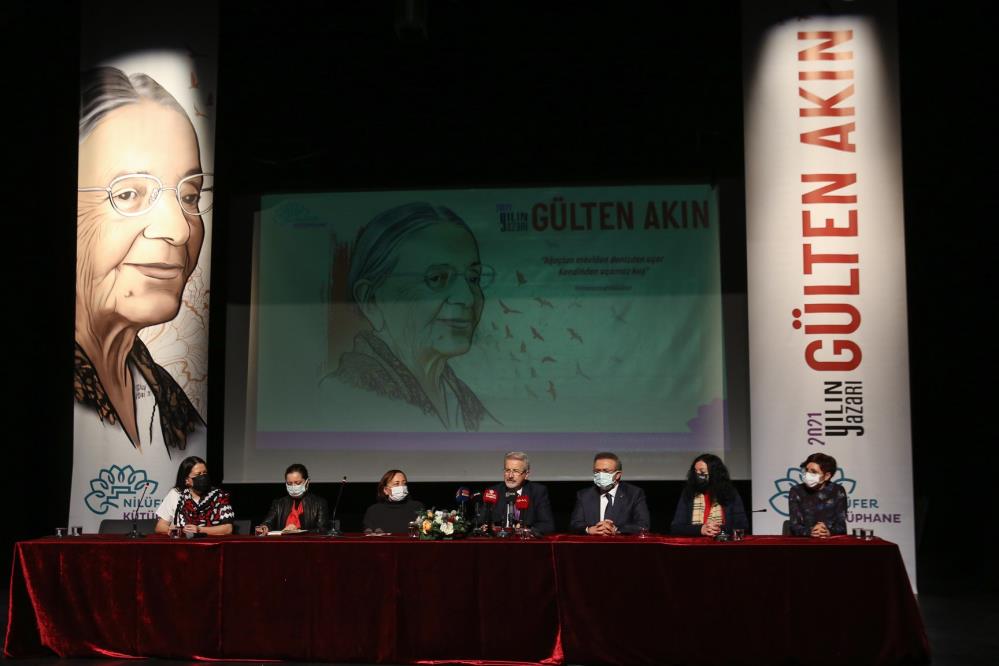 Nilüfer’de 2021’in yazarı belli oldu! Nilüfer’de 2021’in yazarı belli oldu!