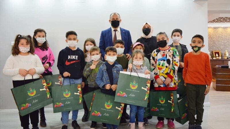Olay Gazetesi Yazarı İhsan Aydın, Orhaneli Yörükler Mahallesi'nde öğretmenlik okuyan
