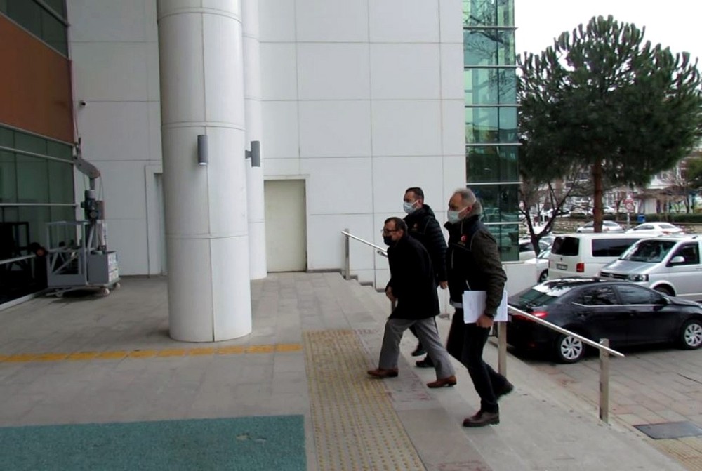 Sallama çay poşetinde uyuşturucu yakalandı