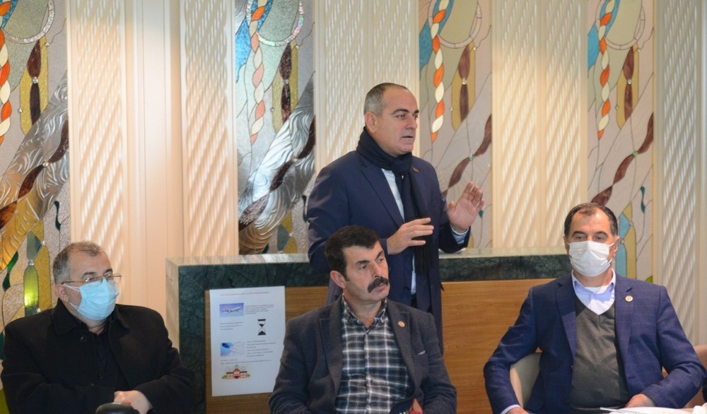 Sertaslan kırsal mahalle muhtarlarıyla buluştu