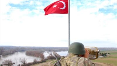 FETÖ ve PKK üyeleri Yunanistan’a kaçarken yakalandı