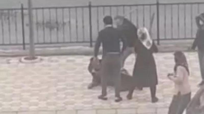 Sopalarla dövülen kişiye ‘taciz ve tehdit’ suçlaması