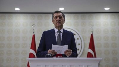 Bakan Selçuk yüz yüze eğitime geçişin ayrıntılarını açıkladı