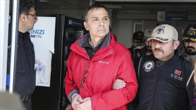 FETÖ’cü eski generallere 12 yıl 6 ay hapis