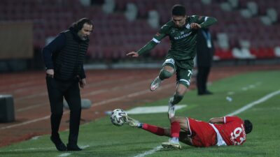 Bursaspor yanlış mı yapıyor? 10 maçın 7’sinde başına geldi…