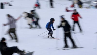 Uludağ yine tıklım tıklım