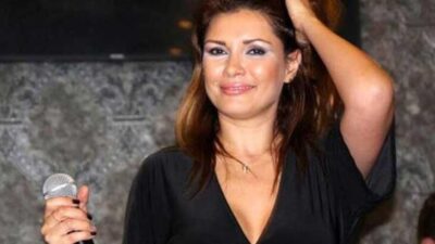 Ünlü şarkıcı hastaneye kaldırıldı