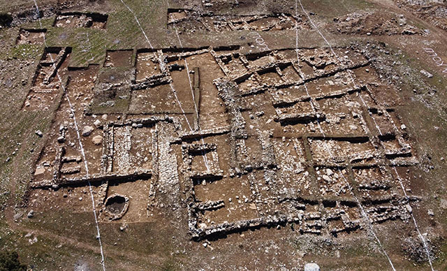 Tünel için yapılan çalışmada 2 bin yıllık yerleşim bulundu